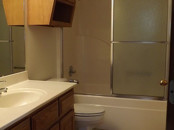 5th image of 1013 Ohio St APT B