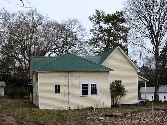 2nd image of 1661 Back Penn Rd