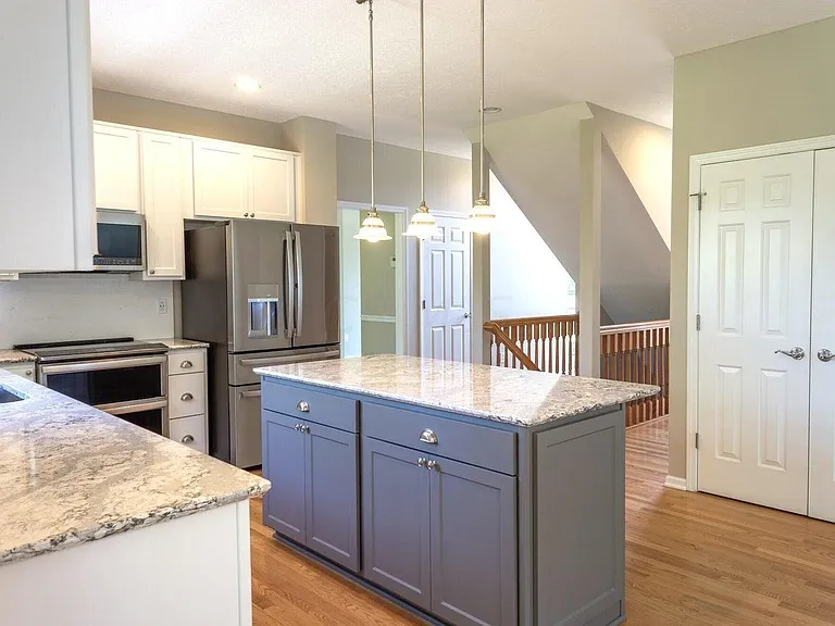 7492 Fairfield Lakes Dr — Photo 11