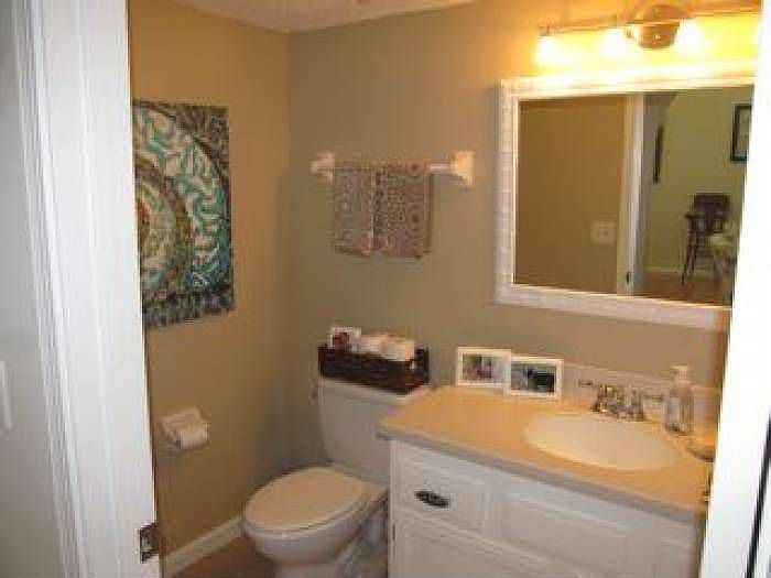 downstairs 1/2/bath