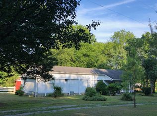 3533 Harber Rd, Chapel Hill, TN 37034