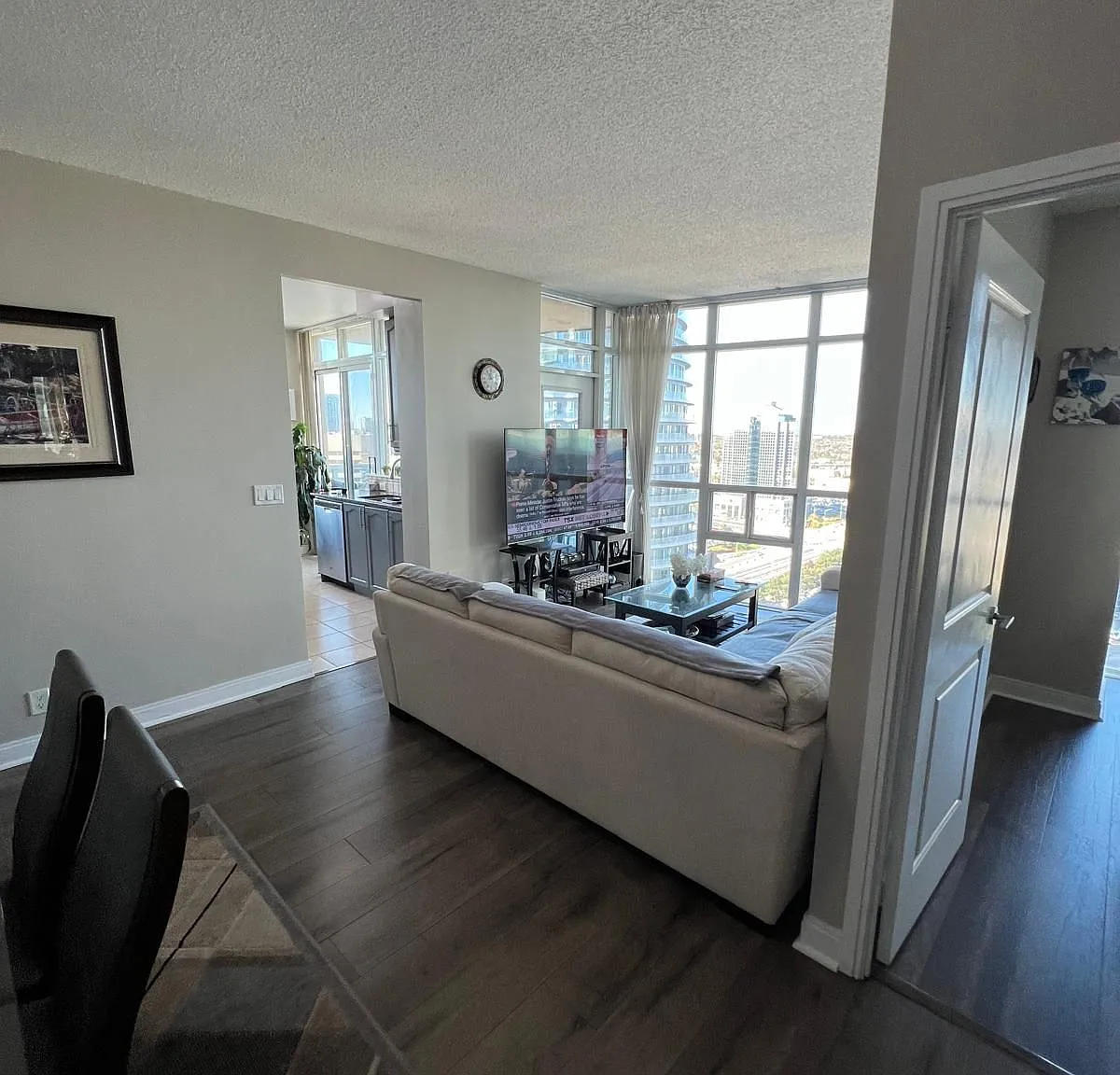 2 bed, $2,899 — Photo 4