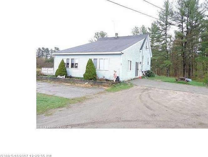 1st image of 27 Newcastle Ln