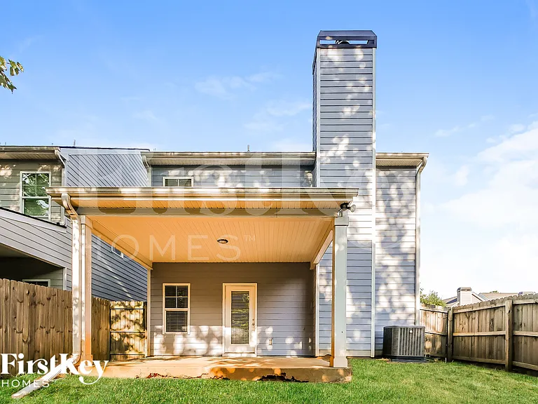 22F E Newnan Rd — Photo 15