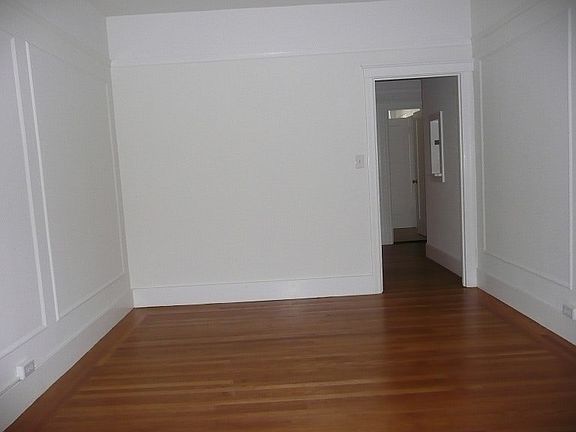 #103 Living room, view toward hall/kitchen
