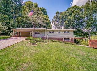 3951 Erica Cir, Douglasville, GA 30135