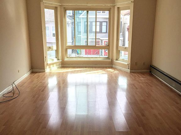 Large Living Room with Bay Window overlooking Sutro Heights