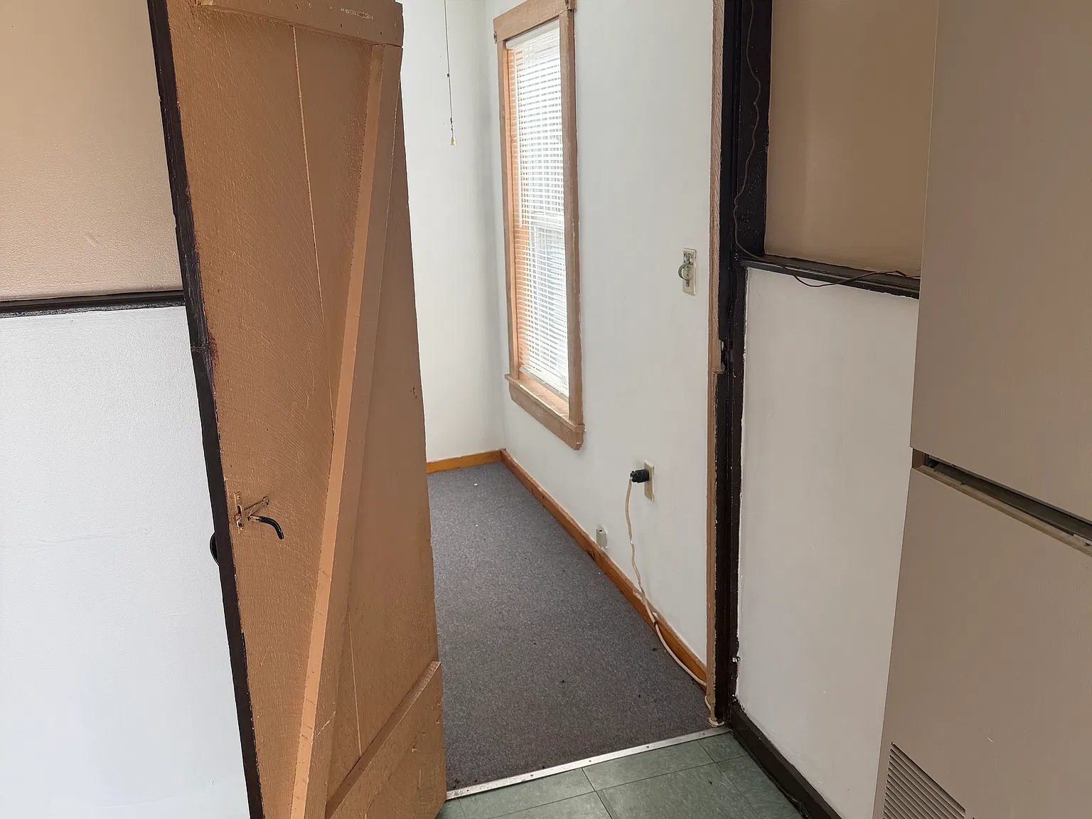 2 bed, $1,200 — Photo 3