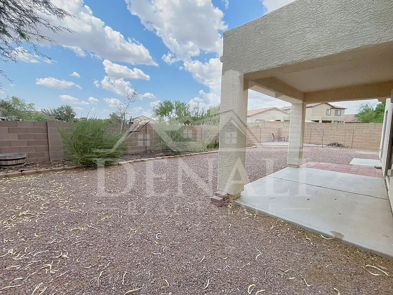 11786 W Fordson Dr — Photo 21