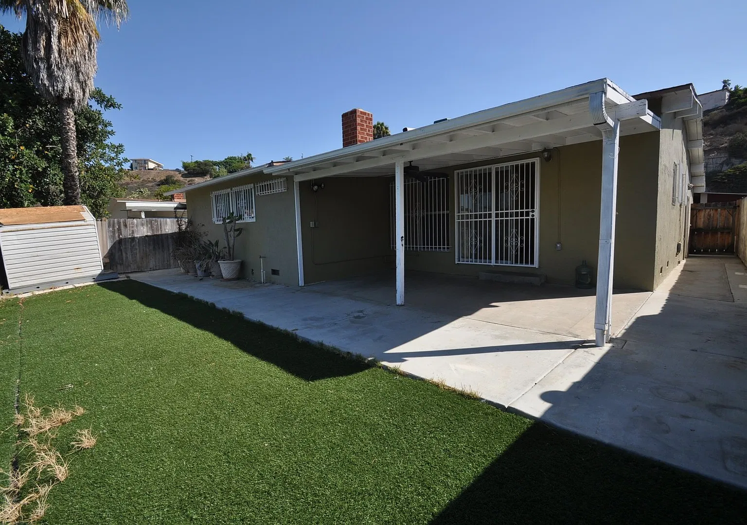 4BR/2BA house with View, private yard! — Photo 1