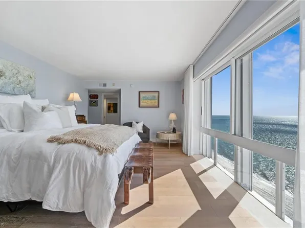 3951 Gulf Shore BLVD N #703, NAPLES, FL 34103