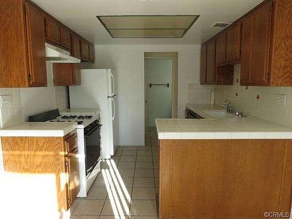 4th image of 1183 N Sunflower Ave
