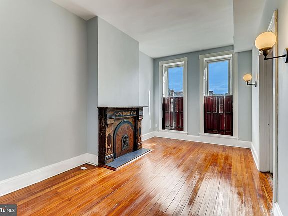 3rd image of 1626 E Biddle St