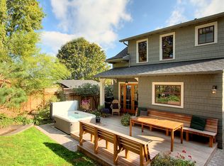 2717 3rd Ave N, Seattle, WA 98109