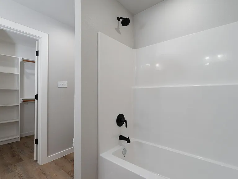 199 Tombstone Rd — Photo 25