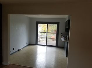 11816 6th St, Milan, IL 61264