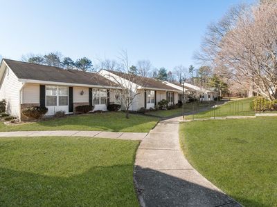 353 Woodbridge Dr Unit B, Ridge, NY, 11961