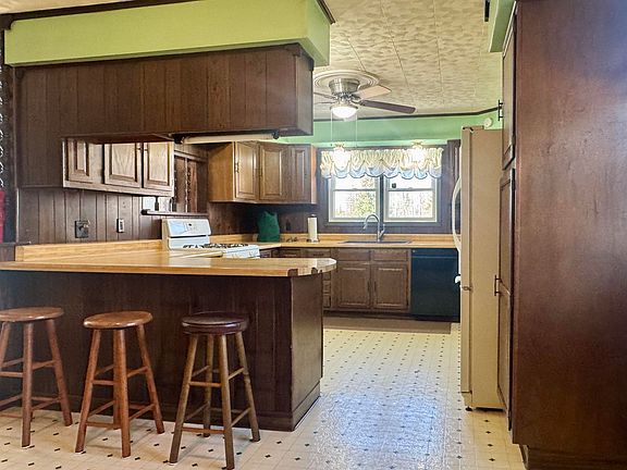 2nd image of 5810 Whittemore Rd