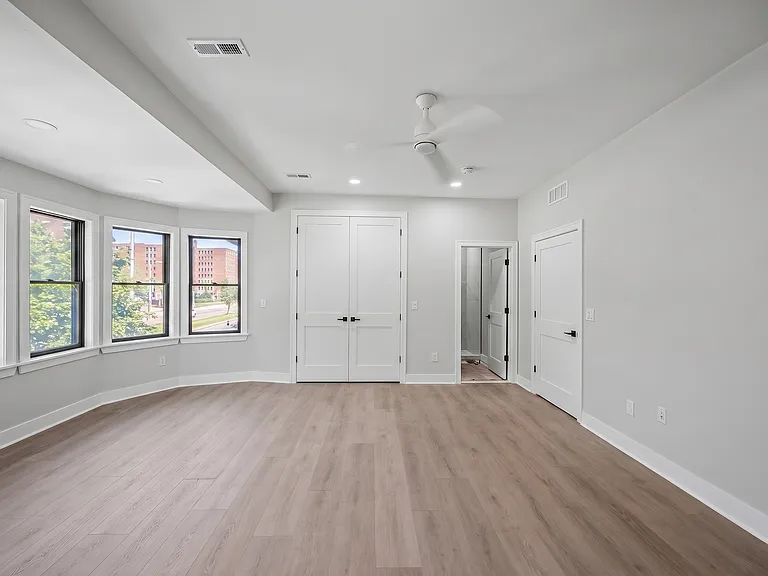 226 Mack Ave #10 — Photo 14