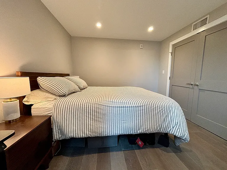 244 Hanover St #510 — Photo 8