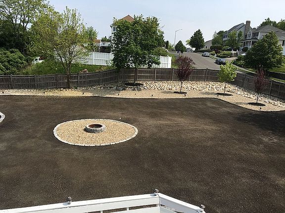 3rd image of 23 Jennings Cir