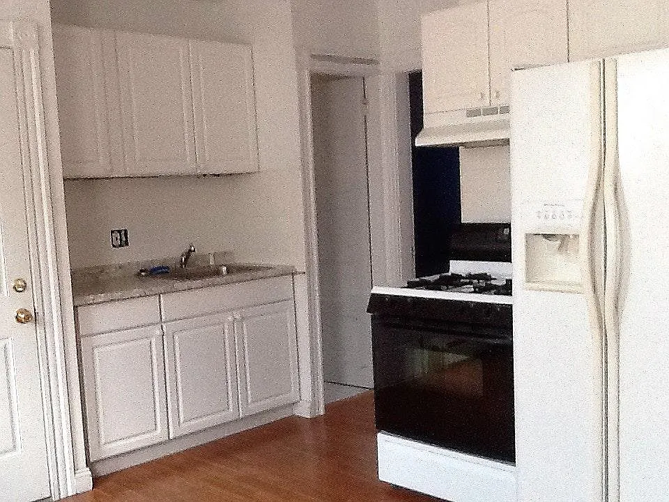 2 bed, 850 sqft, $1,850 — Photo 2
