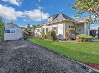 922 6th Ave SW, Puyallup, WA 98371