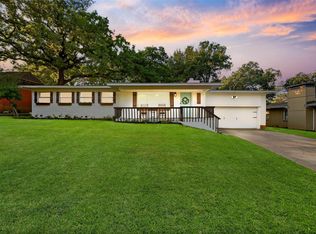 1310 W Cedar St, Arlington, TX 76012