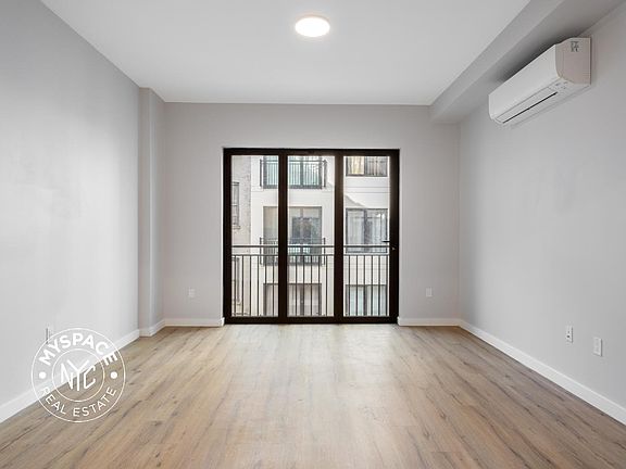 3rd image of 219 Lenox Rd APT 2F