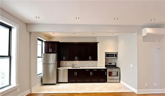 Rented by R New York | media 39