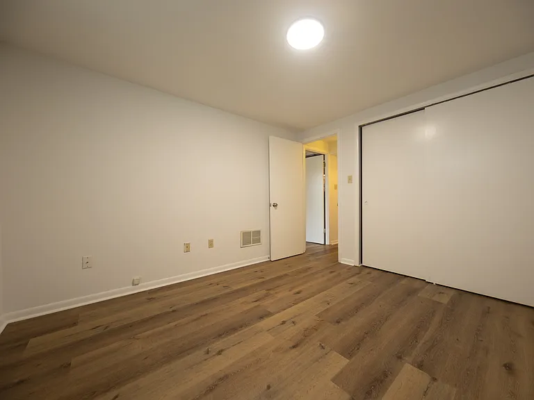 8 Upman Ct — Photo 14