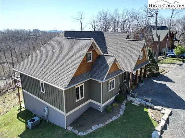 578 Pinnacle Drive, West Jefferson, NC 28694