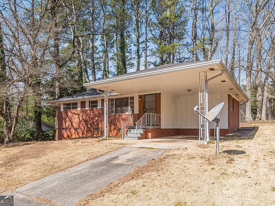 1st image of 2620 Bonnybrook Dr SW