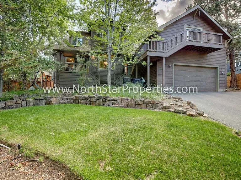 1630 NW Albany Ave — Photo 25