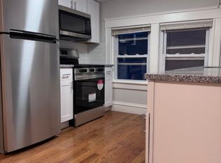 16 Mayflower St FLOOR 3, Providence, RI 02906