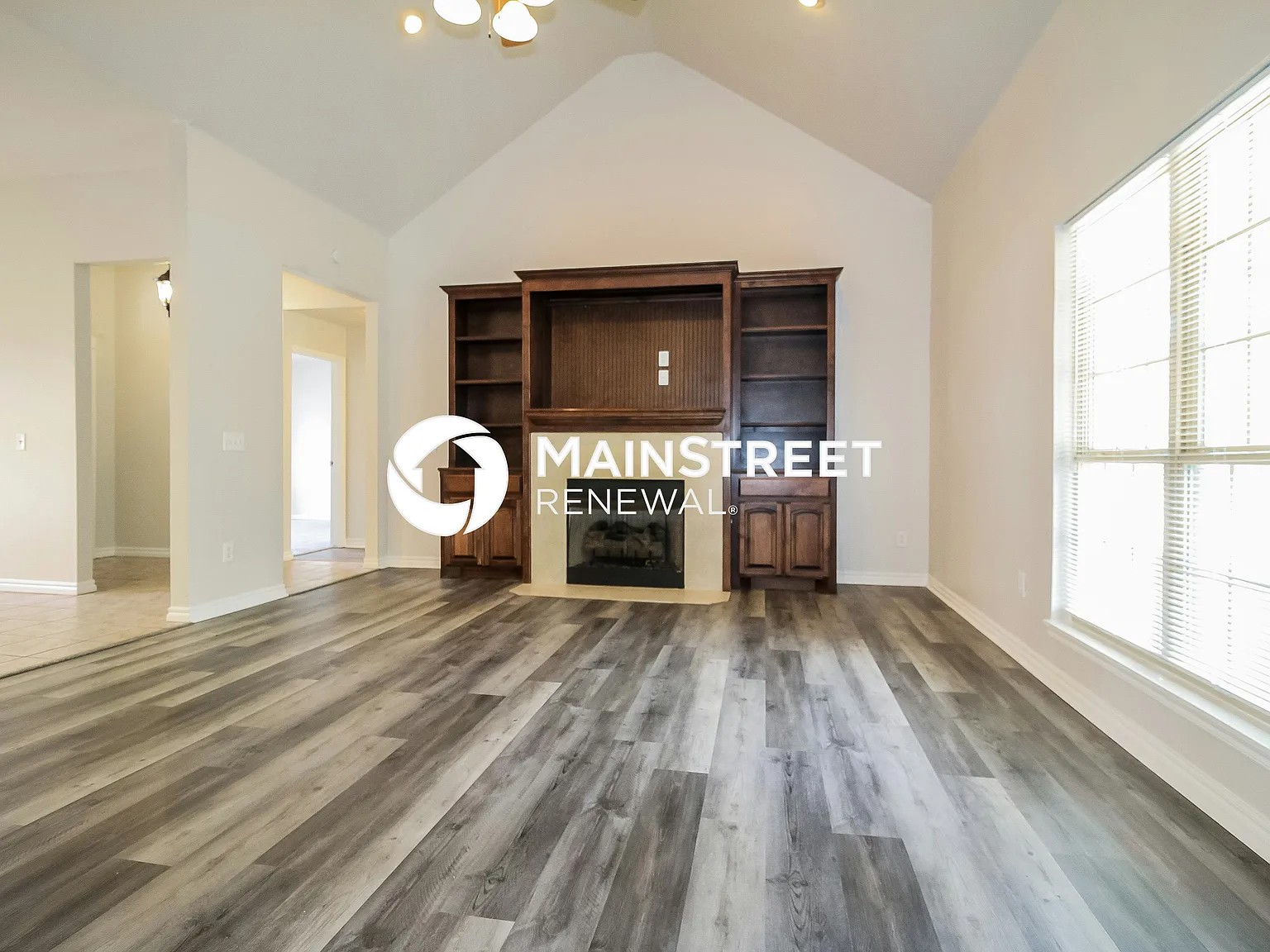 2660 Clarke St — Photo 3