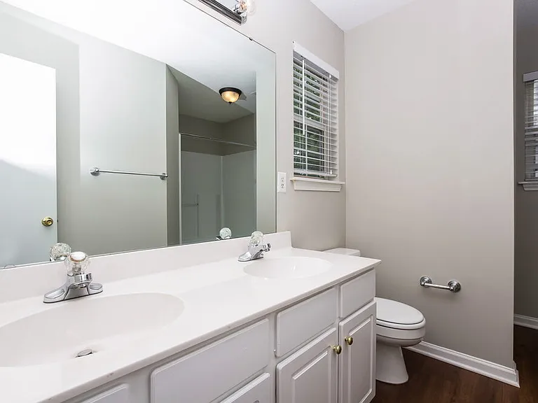 10415 Battle Ct — Photo 13