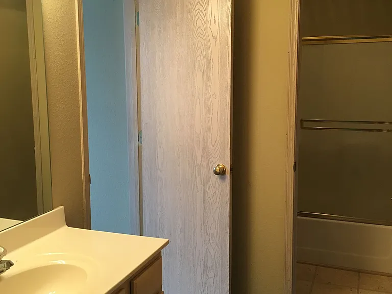 908 Garden Way #914 — Photo 8
