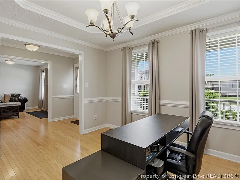 420 Thorncliff Dr — Photo 13