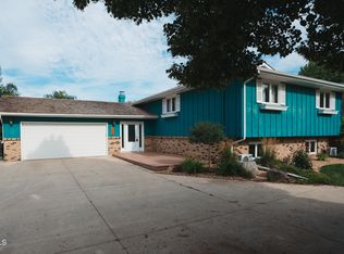 110 18th Ave NE, Jamestown, ND 58401