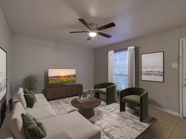 Ashford Crescent Oaks