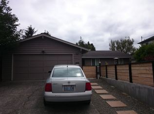 8318 27th Ave NW, Seattle, WA 98117