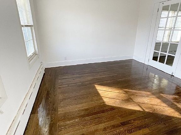 2nd image of 22-28 21st St #2F