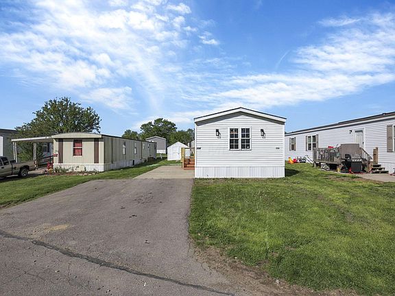 3rd image of 1330 Hanover Rd #134