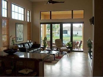 5th image of 6901 Parkland Dr
