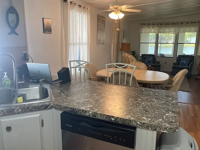 5700 Bayshore Rd #705 — Photo 5