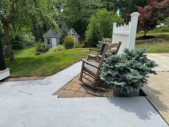 5th image of 50 Spring St