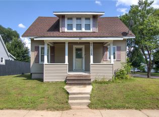 2105 8th St, Eau Claire, WI 54703