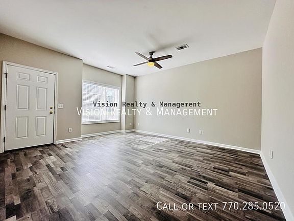 4th image of 391 Mill Pond Xing APT C3