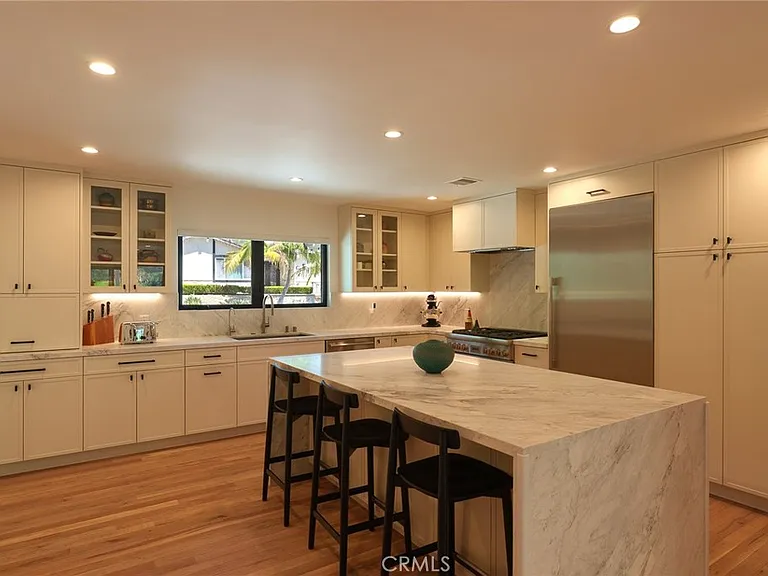 1310 J Lee Cir — Photo 8